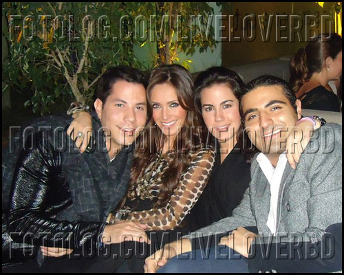 30407182_UAQBXRJZO - 00 Anahi 001