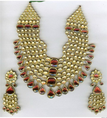Awesome-Kundan-Bridal-Jewellery-Design-for-2011-520x5731 - Bijuterii indiene1