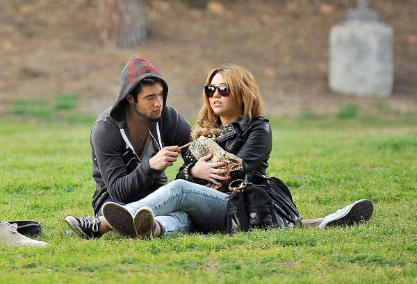  - x At Griffith Park in Los Angeles with Josh Bowman - 05 February 2011