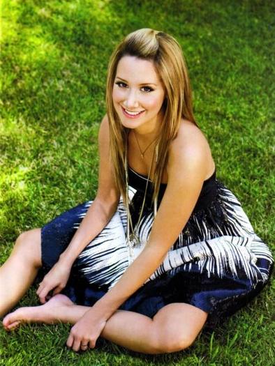 tybuy7uhu - ASHLEY TISDALE