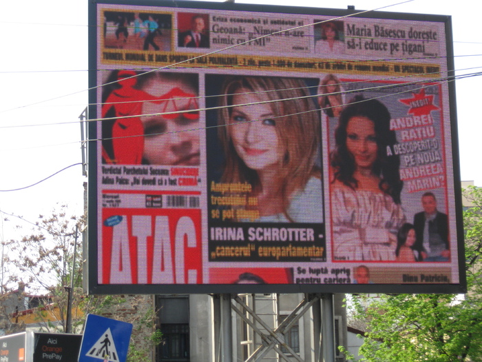 Victoria Petrachi si Andrei Ratiu pe panourile publicitare din Bucuresti; Victoria Petrachi si Printul Andrei Ratiu pe prima pagina a Ziarului Atac

