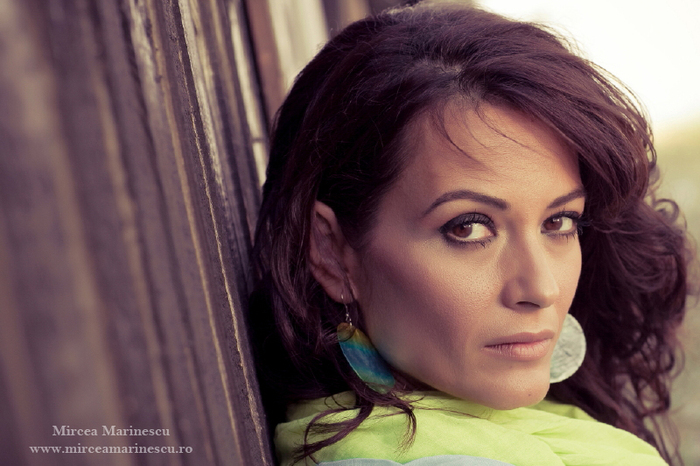 anca-turcasiu-sexy-photos-12