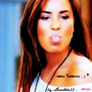 21266754_GPTXMDBHQ - poze supeeee tari