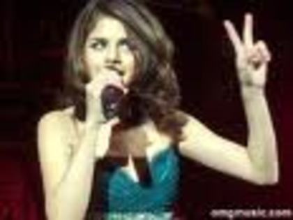 fgjurz6 - tari        poze selena gomez  2011 intrati aici este super tare xxx1