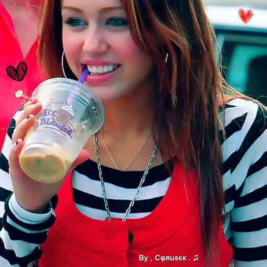 28921242_KFNYTVUJI - miley cyrus