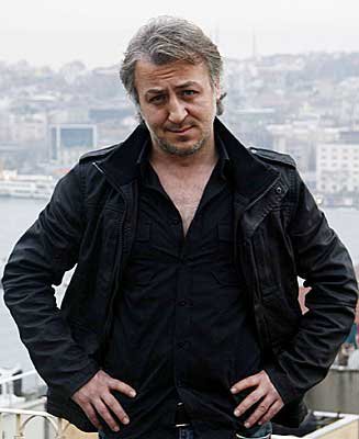 20375_260585159144_176241569144_3264764_5802363_n