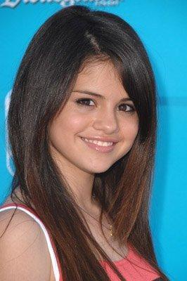Selena-Gomez-308069,270607,big