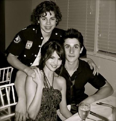 Selena-Gomez-308069,400379,big - 000 poze super cool cu selena 000