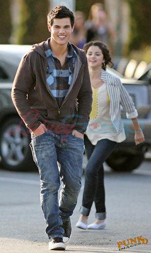 Selena-Gomez-308069,400649,big - 000 poze super cool cu selena 000