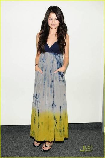 Selena-Gomez-308069,452422,big - 000 poze super cool cu selena 000