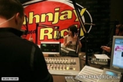 normal_02 - Johnjay and Rich Show - KISS FM 104 7