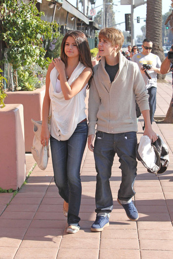 Justin+Bieber+Justin+Bieber+Selena+Gomez+Santa+nqgeANoO4vtl