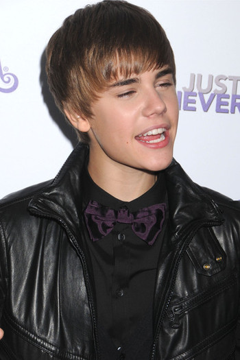 Justin+Bieber+Premiere+Justin+Bieber+Never+qBnx9PgC2Uxl - Ceva NoU