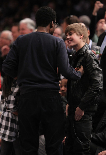Justin+Bieber+Dallas+Mavericks+v+New+York+Rkk-7OOSw5Fl