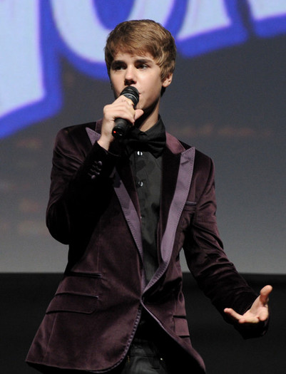 Justin+Bieber+Premiere+Paramount+Pictures+UR6CVp-Jk-7l