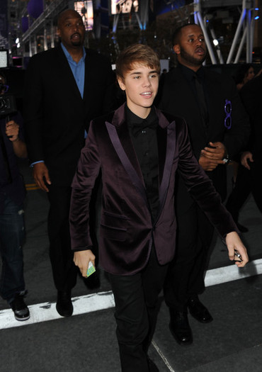 Justin+Bieber+Premiere+Paramount+Pictures+Al2TdEylFDOl - for SooperStariJuSsTH