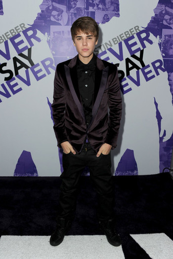 Justin+Bieber+Premiere+Paramount+Pictures+bGKDj79j_MJl - for SooperStariJuSsTH