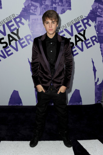 Justin+Bieber+Premiere+Paramount+Pictures+bGKDj79j_MJl