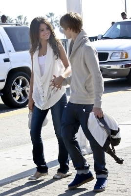  - 2011 Santa Monica Pier With Selena Gomez - Santa Monica California February 6th