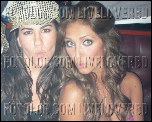 30552896_CEBMMXWWZ - 00 Anahi 001