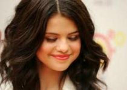 21950155_QKRFFISKB - selena gooooooooommmmmmmeeeeezzzzzzzzzzzzzzzzz