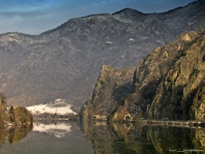 Baraj raul Olt-Olt River dam3 - baraje din romania