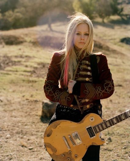 x6 - Avril Photoshoot Jul 30 2007