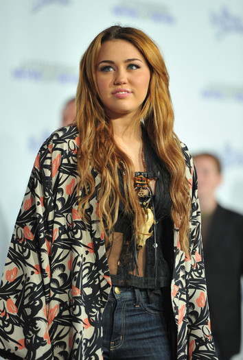 Miley+Cyrus+Premiere+Paramount+Pictures+Justin+QPxhaATZePXl