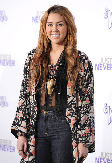 Miley+Cyrus+Premiere+Paramount+Pictures+Justin+VAywwk-qs0sl