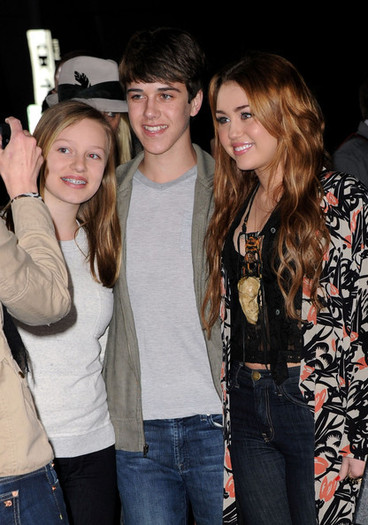 Miley+Cyrus+Premiere+Paramount+Pictures+Justin+YN0U91cB3lul - for iullyana01