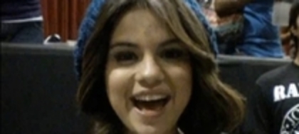 normal_selenafan06 - Selena Gomez You Tube Postage