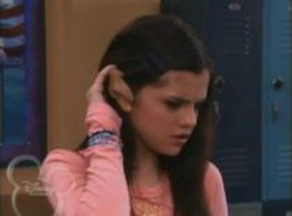 selenafan_004 - Wizards of Waverly Place - Episode Bat Ears