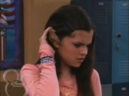 selenafan_005 - Wizards of Waverly Place - Episode Bat Ears