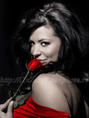 36NWO_0035c - candice michelle hot rose