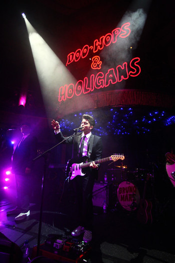 Bruno+Mars+Bruno+Mars+Doo+Wops+Hooligans+Album+eqQ_0EmWzk9l