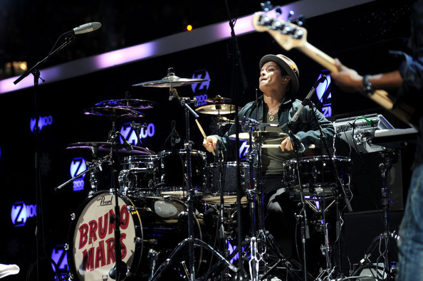 Bruno+Mars+Z100+Jingle+Ball+2010+Presented+FbEwI1mqeNjl - cATEVA pOzE Cu BrUnO MaRs Oo