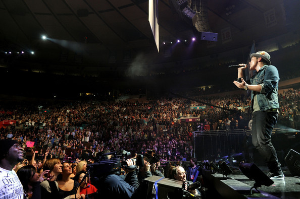 Bruno+Mars+Z100+Jingle+Ball+2010+Presented+uz__exoZvjul