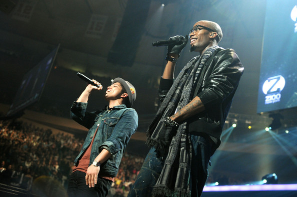 Bruno+Mars+Z100+Jingle+Ball+2010+Presented+VkXxkPnj4Shl