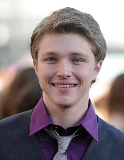 Sterling+Knight+Twilight+Saga+Eclipse+Premiere+E7bsuSMZVRll - Cateva PoZe Cu StErLiNg KnIgHt