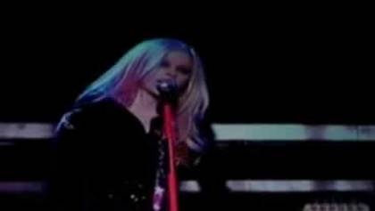 Avril_Lavigne_-_Vancouver_The_Best_Damn_Tour_-_174