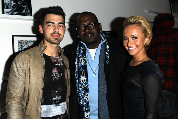 Joe+Jonas+GQ+XLV+Super+Bowl+Party+Inside+RDAtAJVrGnIl