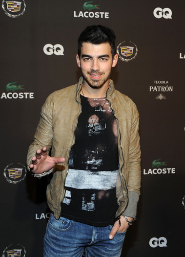 Joe+Jonas+GQ+XLV+Super+Bowl+Party+Red+Carpet+ClJTH2yg2Qql - GQ XLV Super Bowl Party - Red Carpet