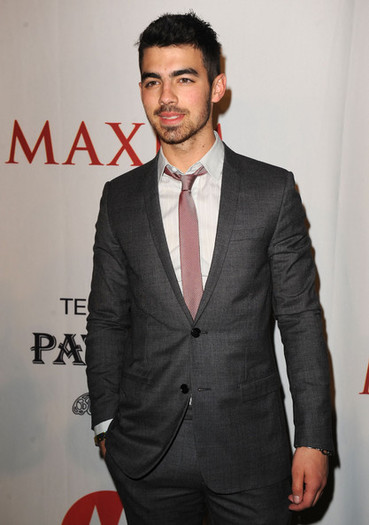 Joe+Jonas+Maxim+Party+Powered+Motorola+Xoom+t00PLq3nc7jl