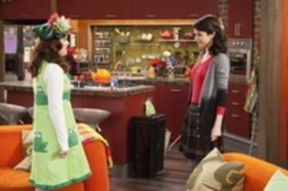 03 - Wizards of Waverly Place Season 2 Episode 27 Wizards vs Vampires Dream Date