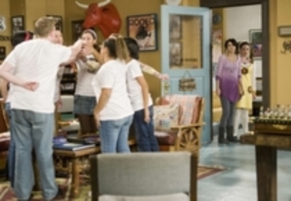 normal_10 - Wizards of Waverly Place Season 2 Episode 17 Alex Does Good
