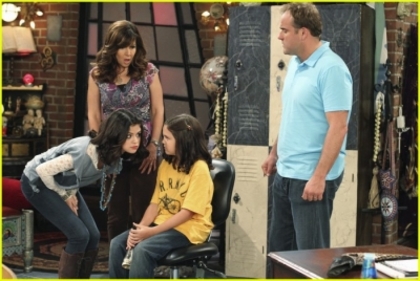 Magicienii din Waverly Place Magicienii din Waverly Place
