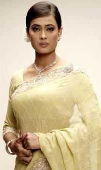shweta_tiwari3_20090406_1975273354 - POZE  CU ARADHANA SAREEN