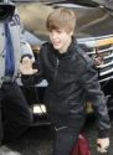 bieberlate (2) - Justin Bieber pe strada