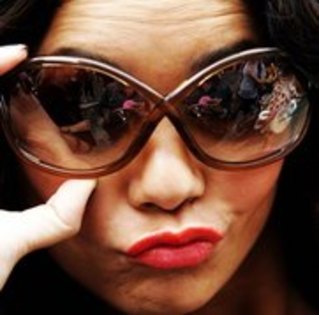 17361702_QJWQJACBY - vanessa hudgens