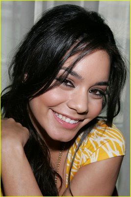 Vanessa Anne Hudgens(2)